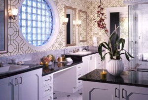 The Stoneleigh Hotel, Presidential Suite Guest Bathroom